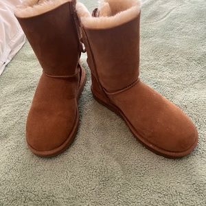UGG Bailey corduroy bow sheepskin boots (chestnut)